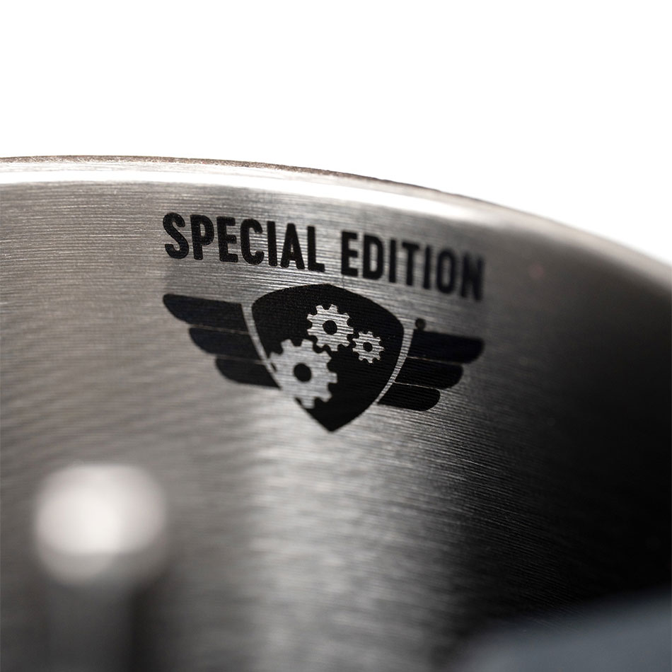 Comandante C40 MK4 Nitro Blade Vintage Oak Royal