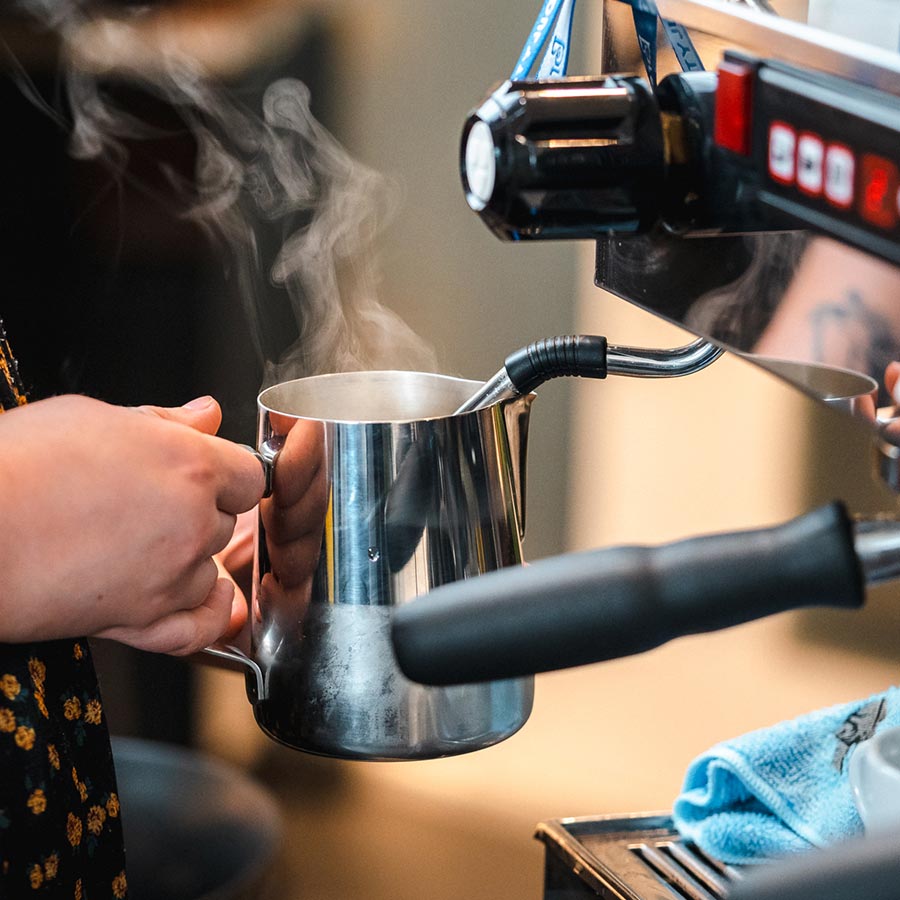 Rhino Barista Milk Pitcher 20 oz/600ml