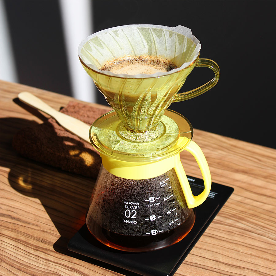 V60 Coffee Dripper 02 - Sunflower Yellow