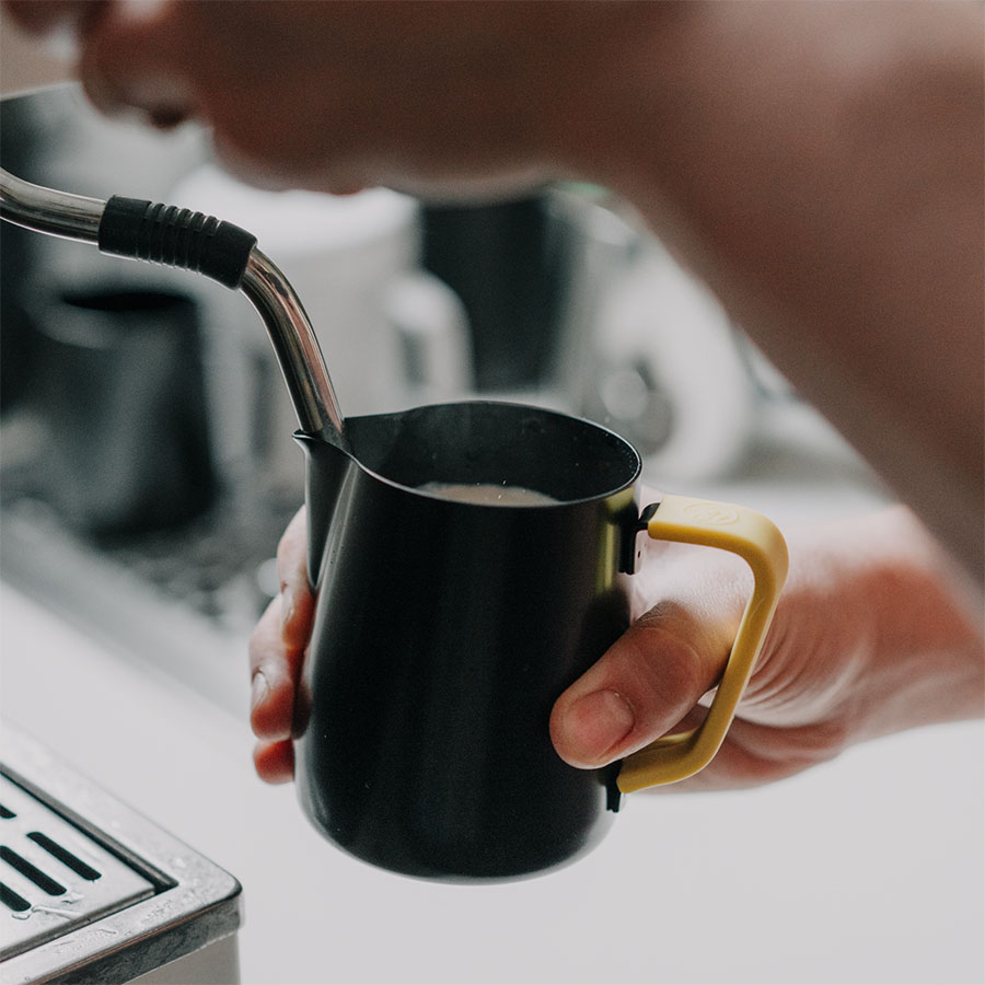 Rhino Yellow Silicone Handle Cover 12oz